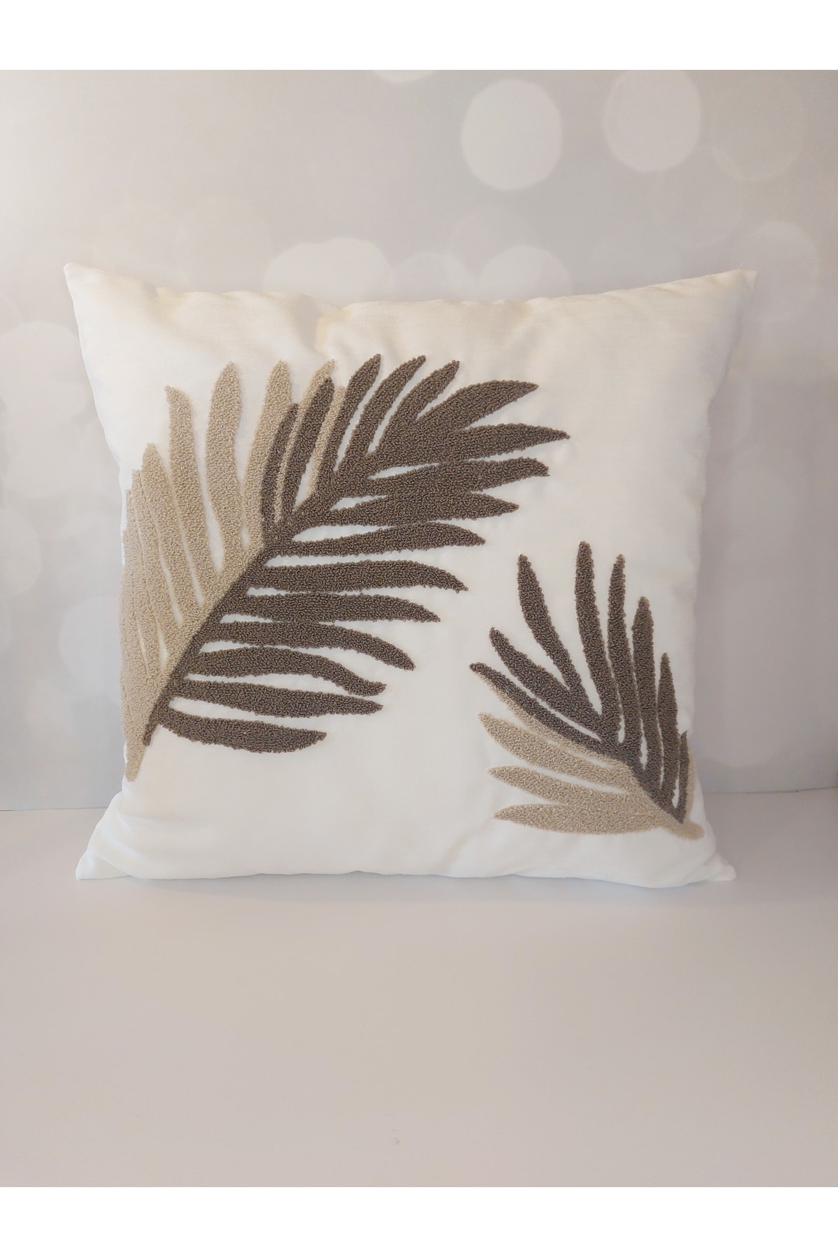 1_org_zoom Leaf Suzene Punch ( Panç ) Nakışlı Dekoratif Kırlent Kılıfı 45x45 Cm Naturel - Görsel 1