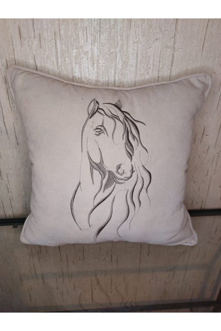 Nakışlı Kırlent Kılıfı At Model Desen Işlemeli Biyeli