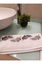 Leaf Siyah Nakışlı %100 Pamuk Beyaz El Yüz Mutfak Havlusu 30x50