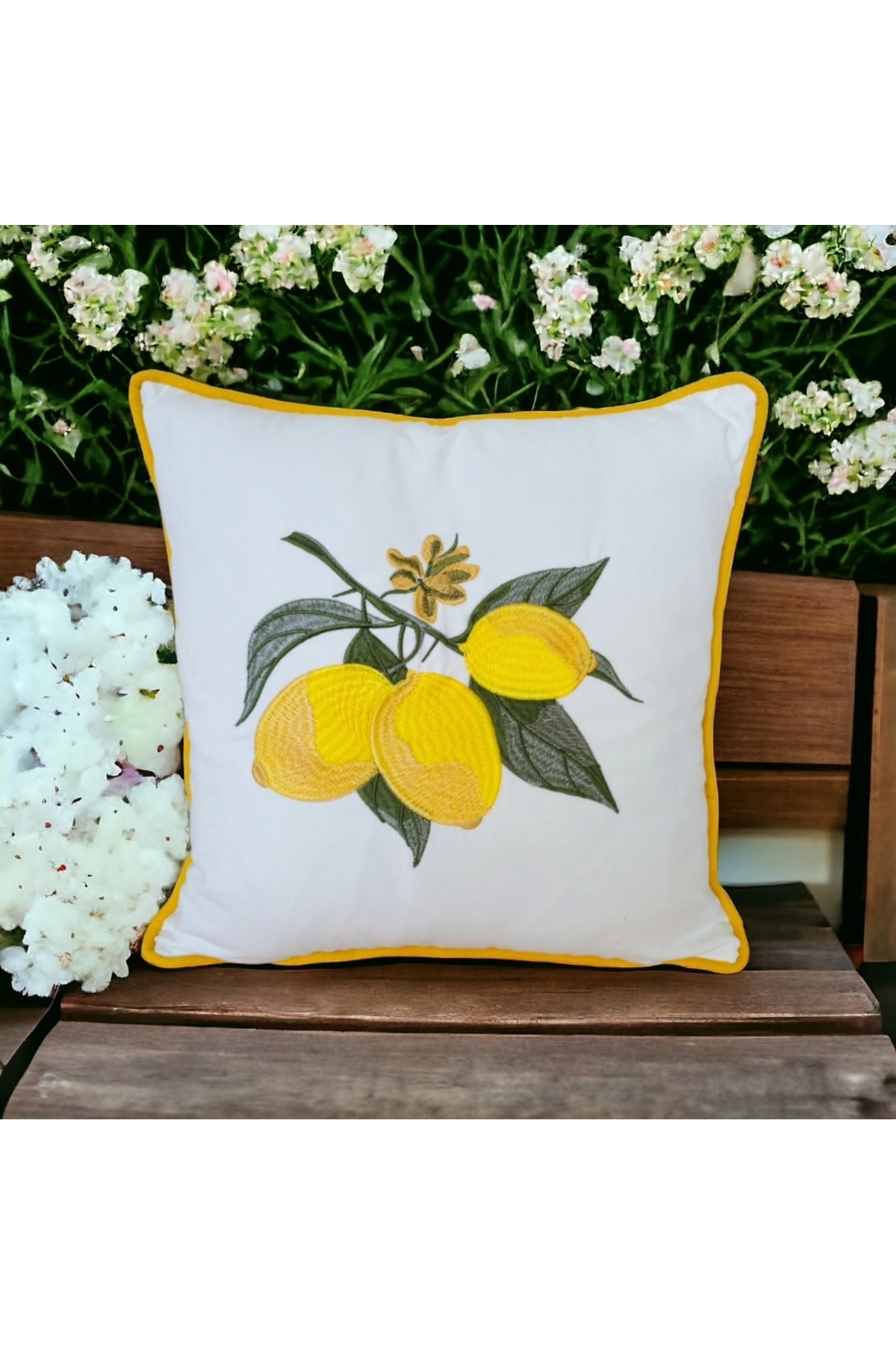 1_org_zoom Nakışlı Işlemeli Biyeli Limon Desen Kırlent Kılıfı 42x42 Cm - Görsel 1